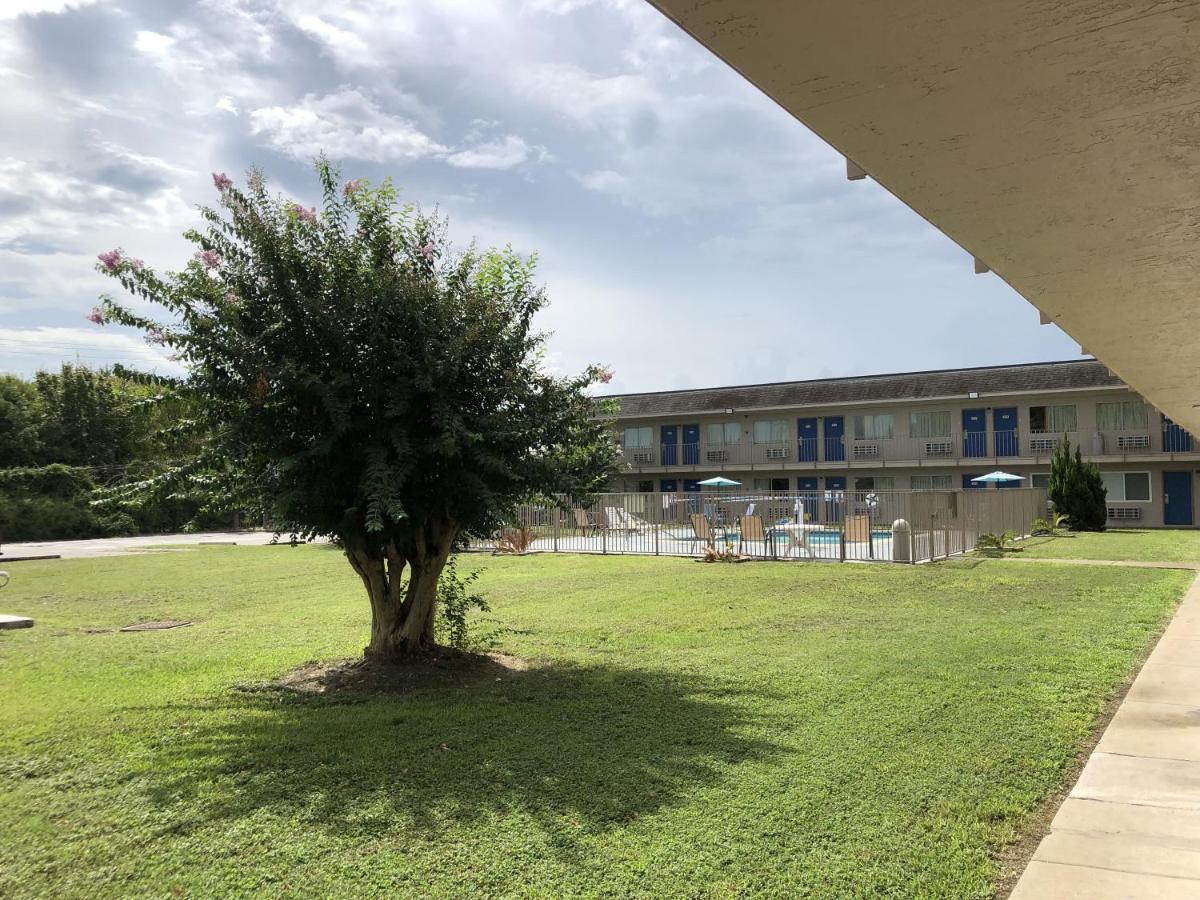 Motel 6-Clute, Tx Zewnętrze zdjęcie